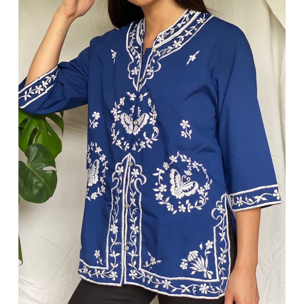 Vintage Embroidered shirt